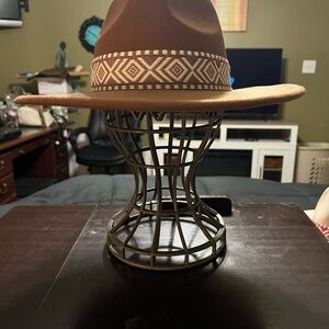 Elegant Tan Fedora with Patterned Band